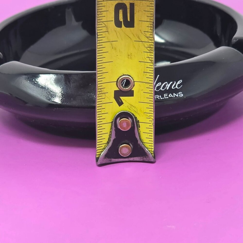Vintage/Retro The Monteleone New Orleans Black Glass Ashtray 4 Cigar Holder - Picture 7 of 7